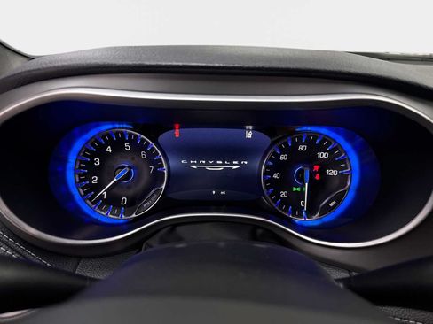 New 2027 Chrysler Pacifica Select FWD image 10