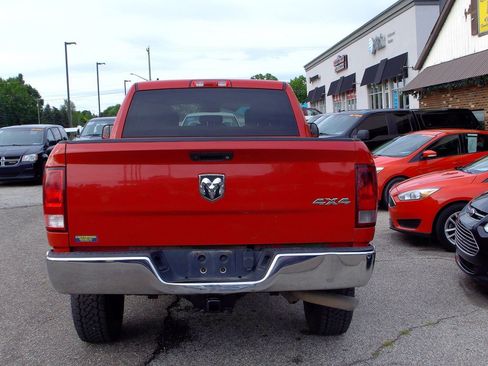 Used 2018 RAM 2500 Tradesman w/ Chrome Appearance Group AWD/4WD image 4