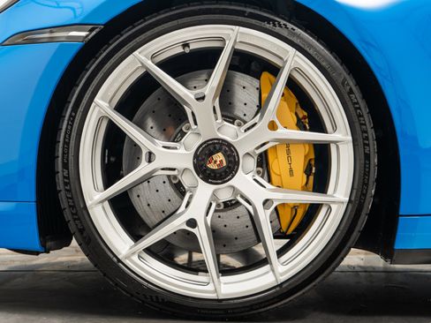 Used 2022 Porsche 911 Turbo S image 10