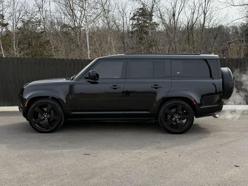 Certified 2024 Land Rover Defender 130 V8 image 2