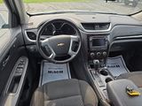 Used 2016 Chevrolet Traverse LT w/ Style and Technology Package image 6