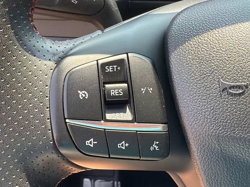 Used 2024 Ford Escape ST-Line AWD/4WD image 23