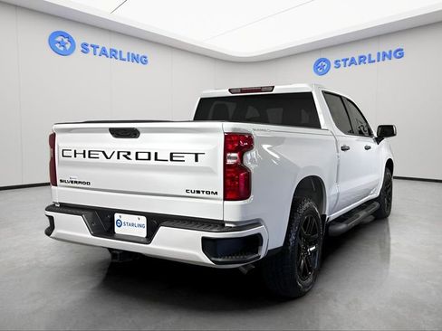 Used 2026 Chevrolet Silverado 1500 Custom w/ Turbomax Blackout Package RWD image 8