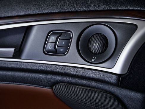 Used 2018 Lincoln MKZ Reserve w/ Climate Package image 26