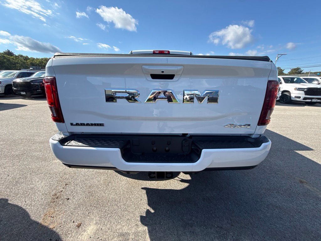 New 2027 RAM 2500 Laramie AWD/4WD image 4