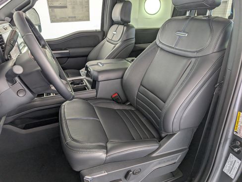 New 2025 Ford F350 Platinum image 9