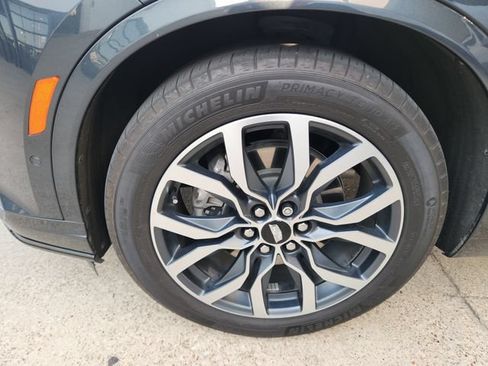Used 2021 Cadillac XT6 Sport AWD/4WD image 10
