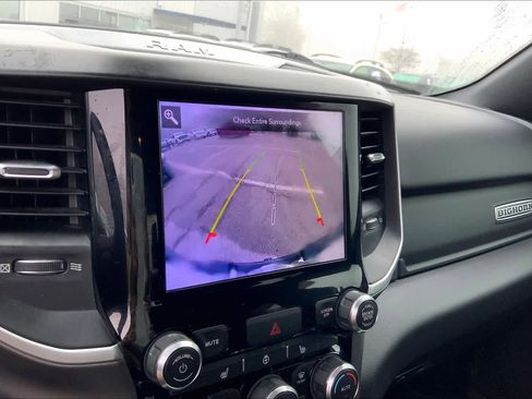 Used 2021 RAM 1500 Big Horn image 27