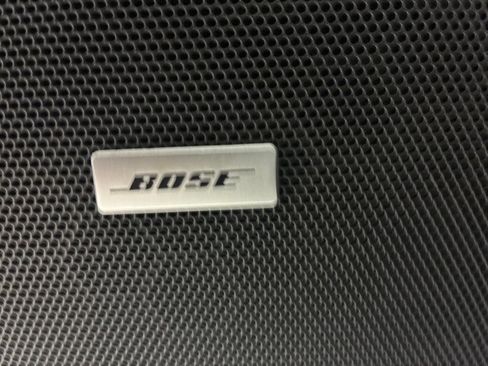 Used 2022 Chevrolet Traverse RS w/ LPO, Floor Liner Package FWD image 23