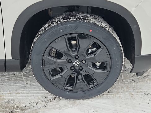 New 2026 Honda Pilot Black Edition image 4