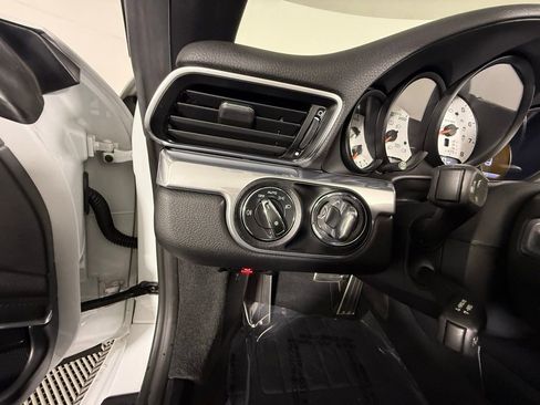 Certified 2019 Porsche 911 Carrera S image 35