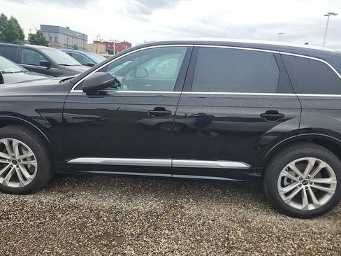 Used 2025 Audi Q7 3.0T Premium Plus AWD/4WD image 6