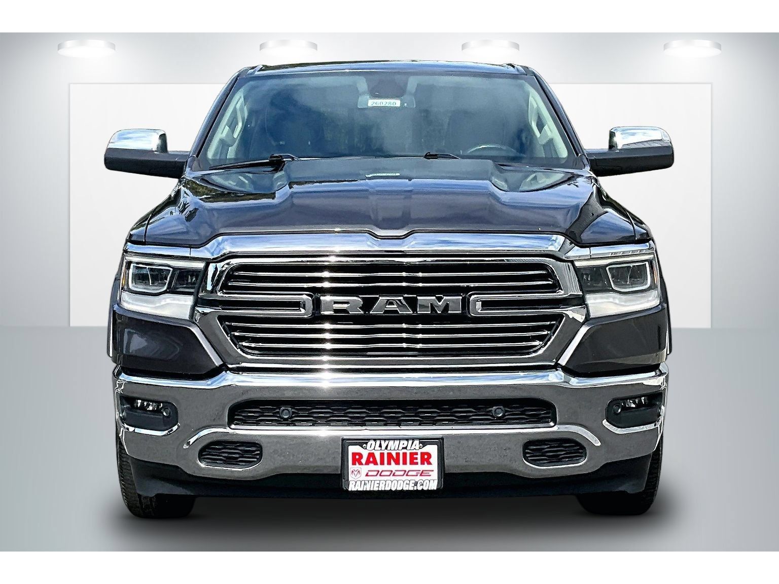 Used 2020 RAM 1500 Laramie AWD/4WD image 3