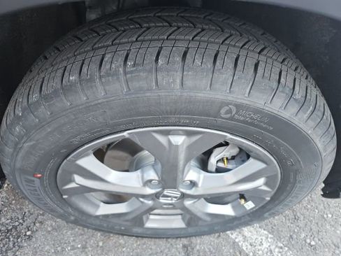 New 2026 Honda HR-V LX image 17