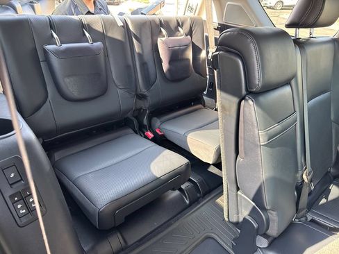 Used 2013 Lexus GX 460 Premium AWD/4WD image 21