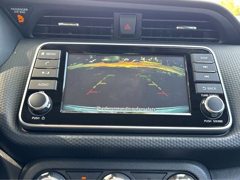 Used 2025 Nissan Kicks Play S FWD image 6