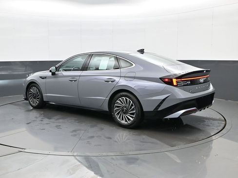 Certified 2025 Hyundai Sonata SEL image 7