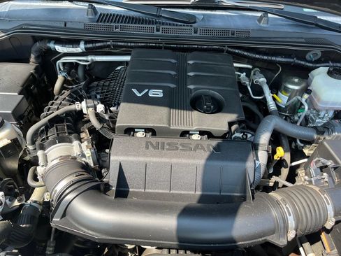 Used 2020 Nissan Frontier SV RWD image 19