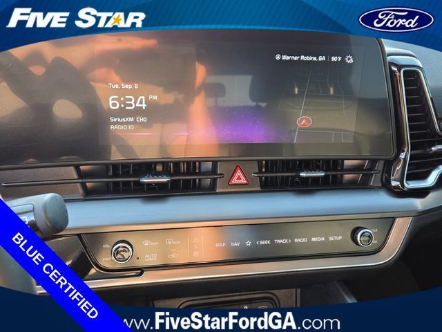 Used 2025 Kia Sportage EX FWD image 19