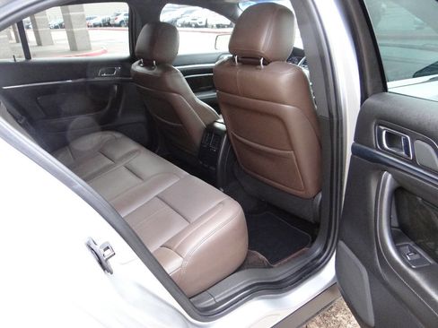 Used 2013 Lincoln MKS AWD image 24