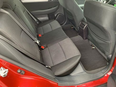 Used 2017 Subaru Outback 2.5i Premium image 13
