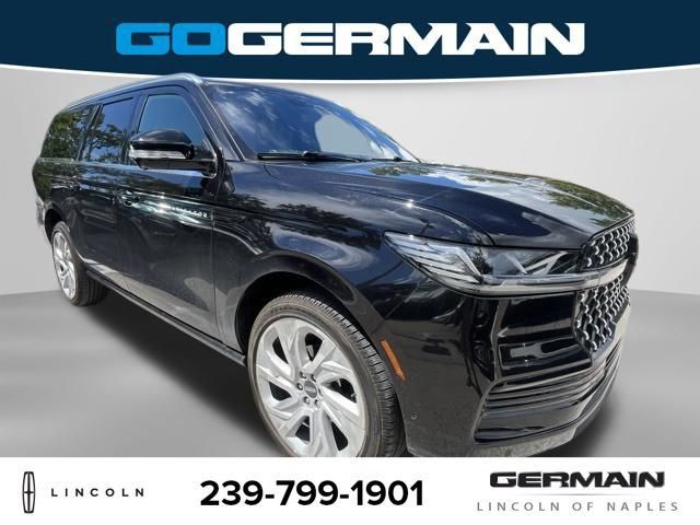Used 2025 Lincoln Navigator L Black Label AWD/4WD image 8
