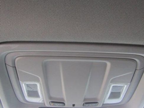 Used 2023 GMC Sierra 2500 SLE w/ SLE Convenience Package image 16