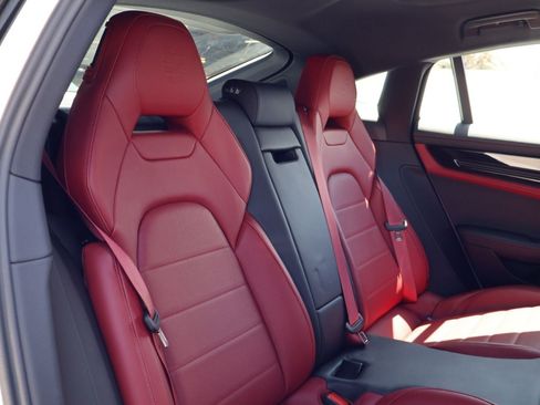 Certified 2024 Porsche Panamera 4 AWD/4WD image 22