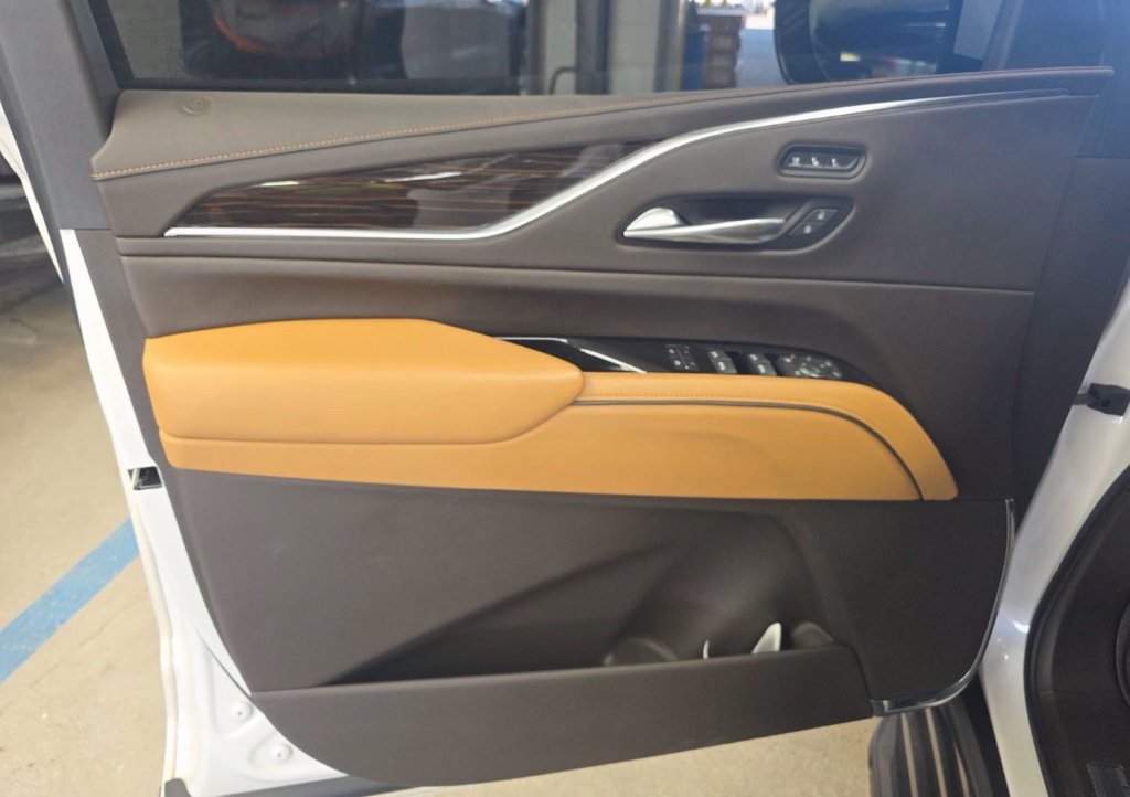 Used 2021 Cadillac Escalade Sport RWD image 7