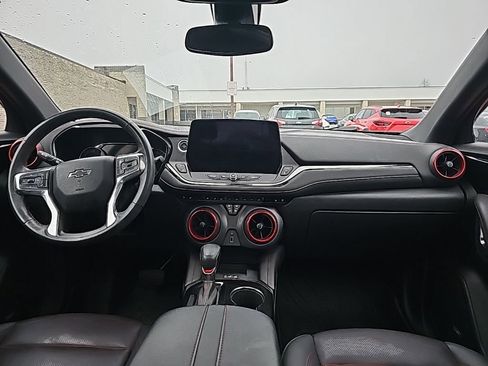 Used 2023 Chevrolet Blazer RS w/ Enhanced Convenience Package image 4