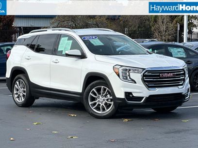 Used 2024 GMC Terrain SLT