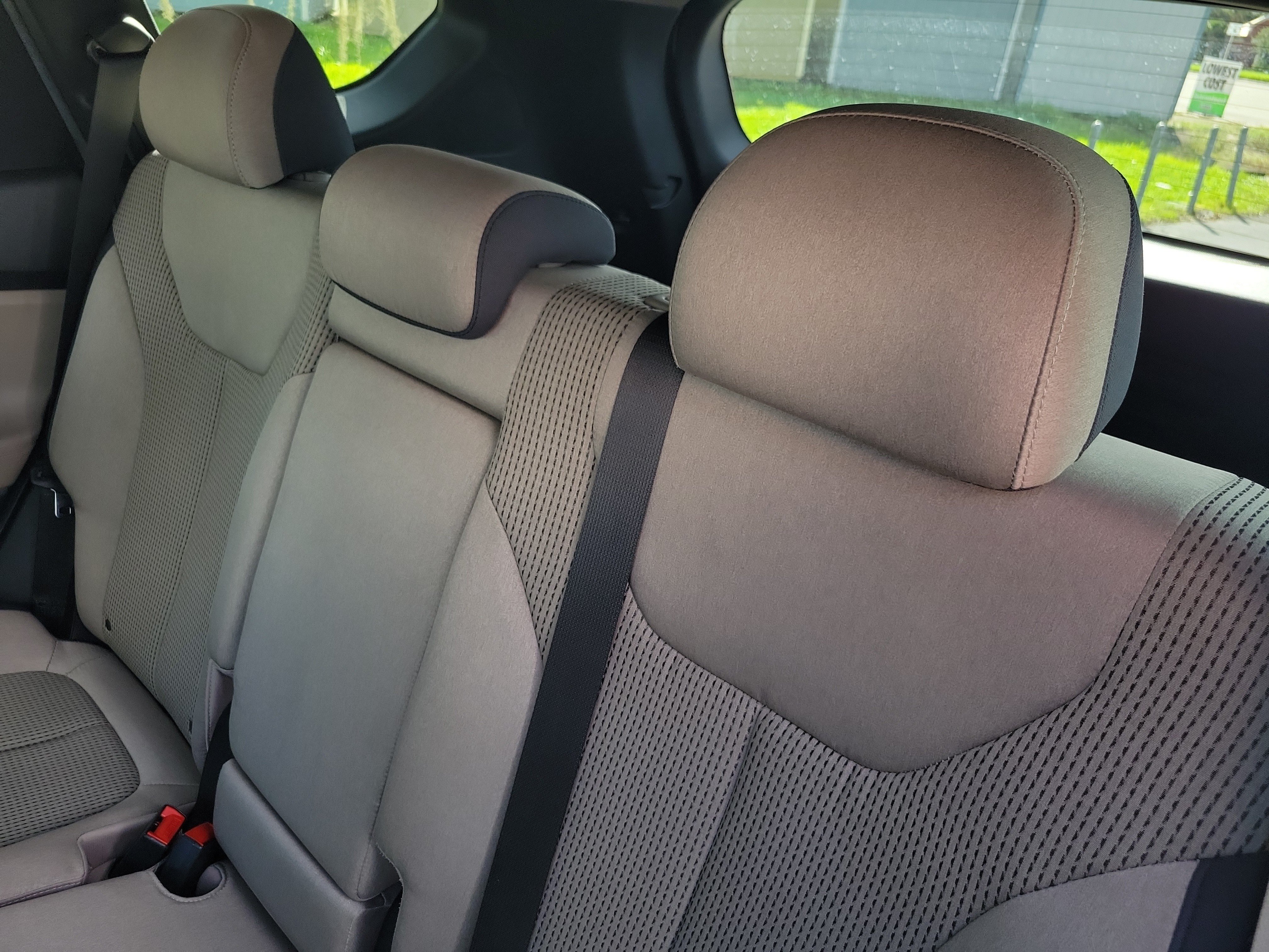 Used 2023 Hyundai Santa Fe SEL FWD image 18