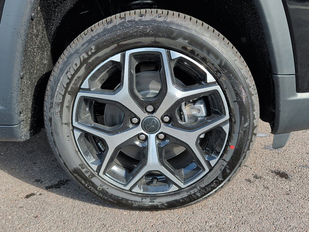 New 2026 Jeep Compass Limited AWD/4WD image 11