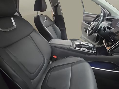Certified 2024 Hyundai Tucson Limited AWD/4WD image 26