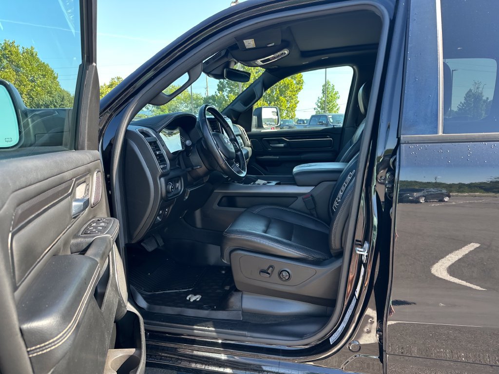 Used 2020 RAM 1500 Rebel w/ Rebel Level 2 Equipment Group AWD/4WD image 15