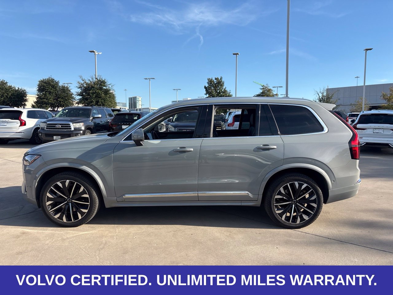 Certified 2026 Volvo XC90 B6 Ultra AWD/4WD image 11