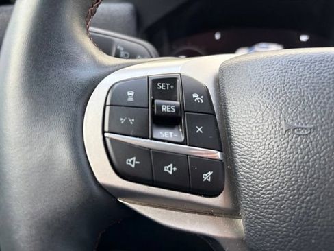 Used 2025 Ford Explorer Active RWD image 20