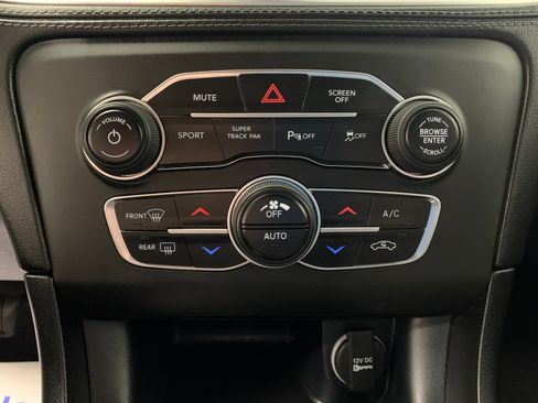 Used 2021 Dodge Charger SXT w/ Plus Group AWD/4WD image 23
