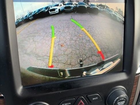 Used 2017 RAM 1500 Laramie w/ Convenience Group image 17