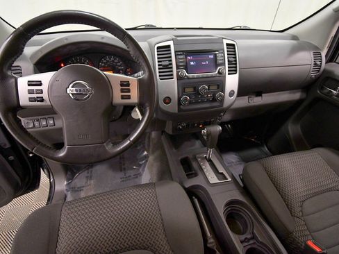 Used 2017 Nissan Frontier SV w/ SV Value Truck Package image 3