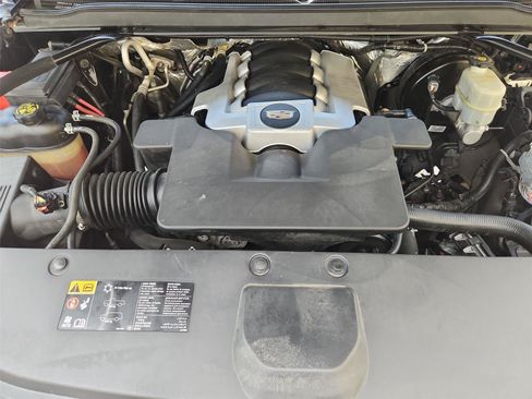 Used 2016 Cadillac Escalade 2WD image 29
