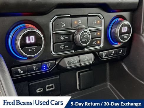 Used 2022 Chevrolet Suburban High Country w/ Max Trailering Package AWD/4WD image 23