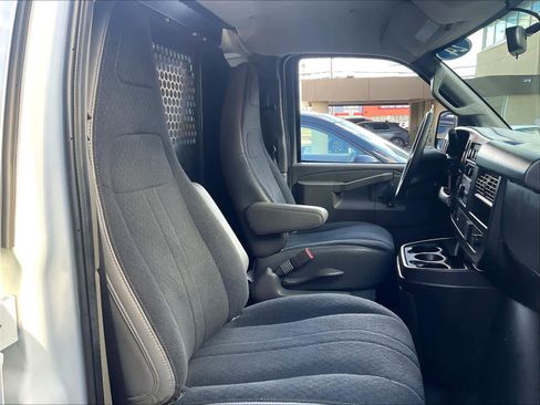 Used 2024 Chevrolet Express 2500 w/ Driver Convenience Package image 11