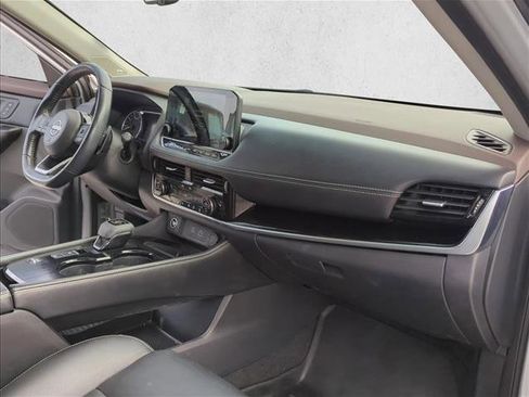 Used 2023 Nissan Rogue SL w/ SL Premium Package image 27