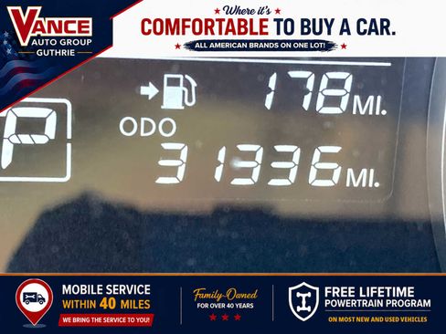 Used 2022 Nissan Kicks S FWD image 13