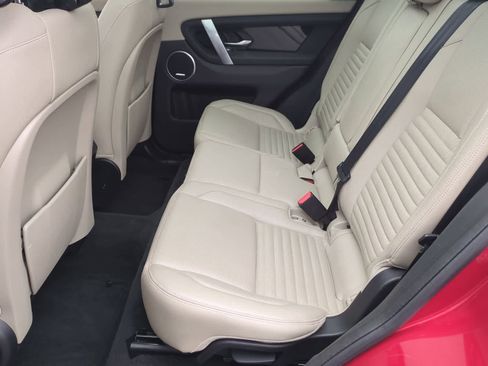 Used 2020 Land Rover Discovery Sport SE AWD/4WD image 19