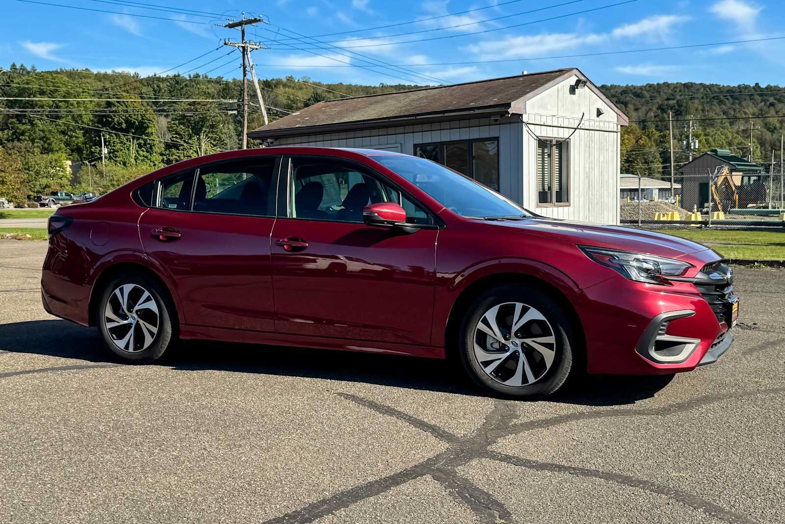 Certified 2025 Subaru Legacy Premium AWD/4WD image 2