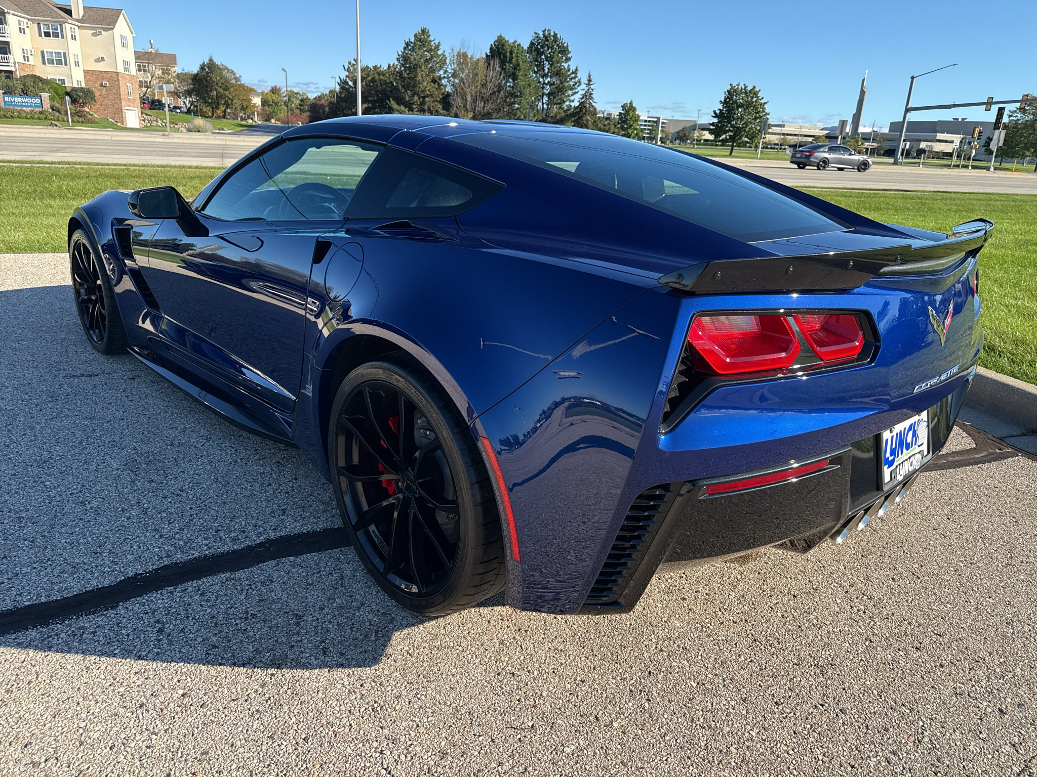 Used 2019 Chevrolet Corvette Grand Sport RWD image 3