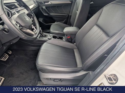 Used 2023 Volkswagen Tiguan SE R-Line image 14
