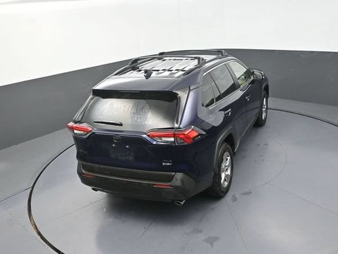 Used 2025 Toyota RAV4 XLE AWD/4WD image 28